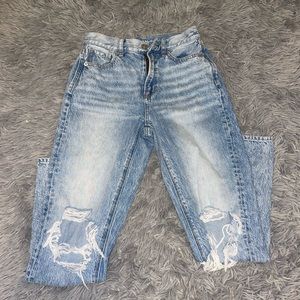 American Eagle straight led ripped jeans